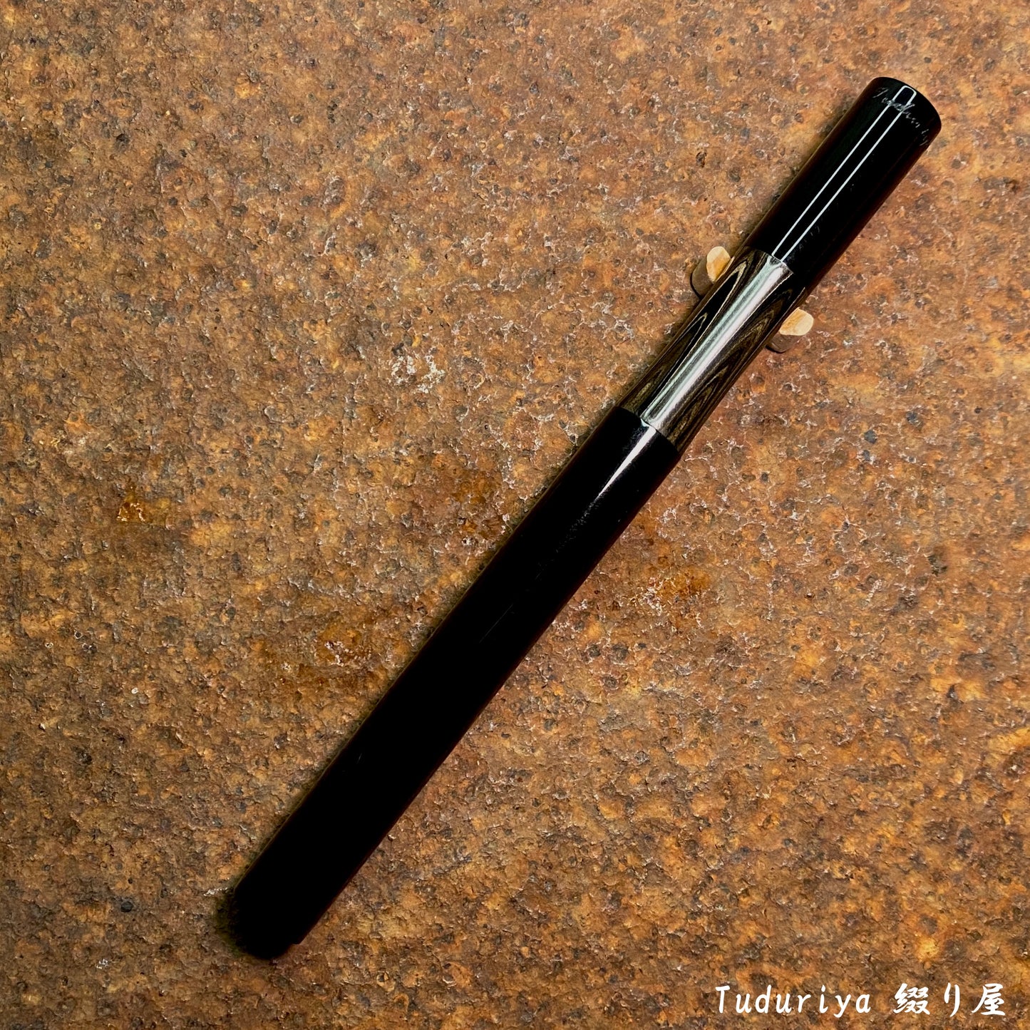 月夜 "moonlit" Black / Beige Wave