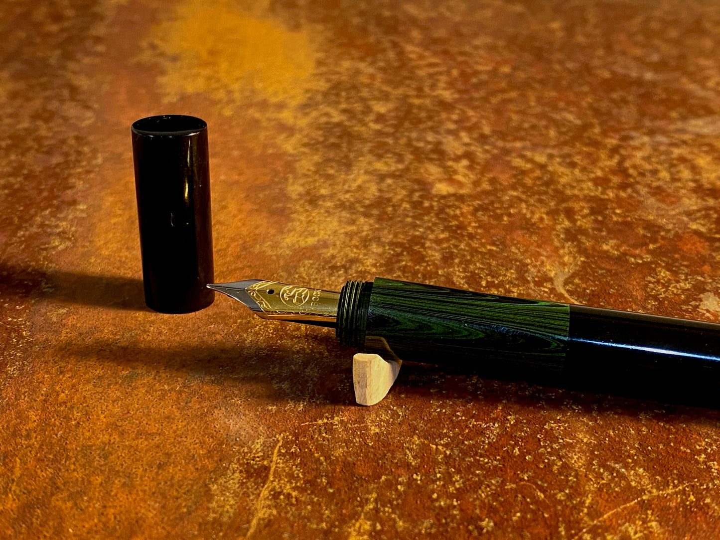 雫 (緑・黒)波