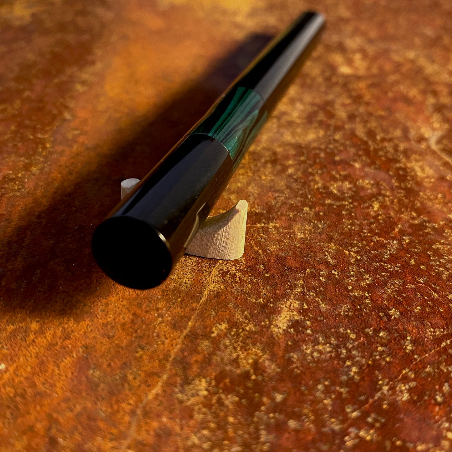 Drops (dark green/black) waves